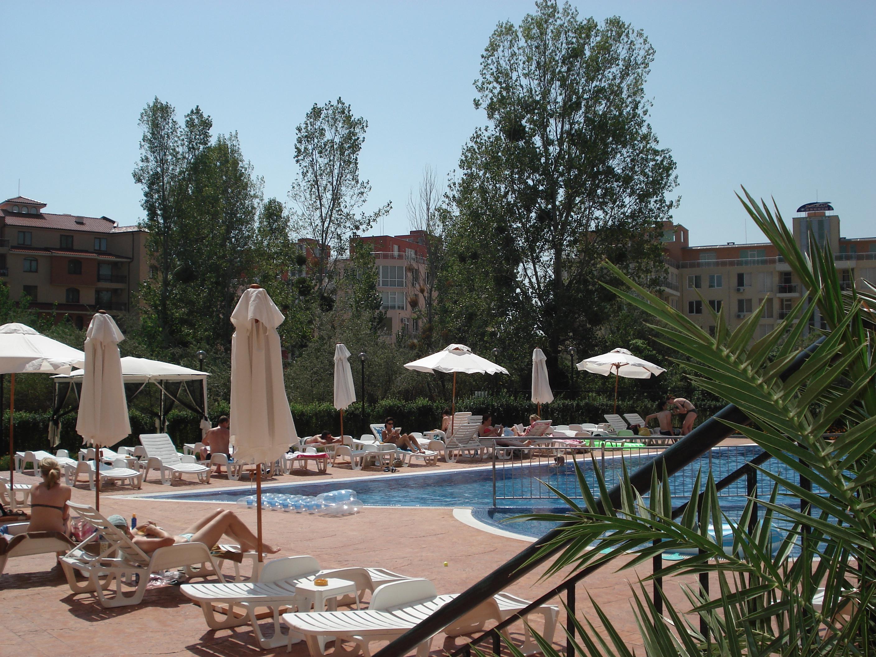 סאני ביץ' Apart Hotel Happy מראה חיצוני תמונה