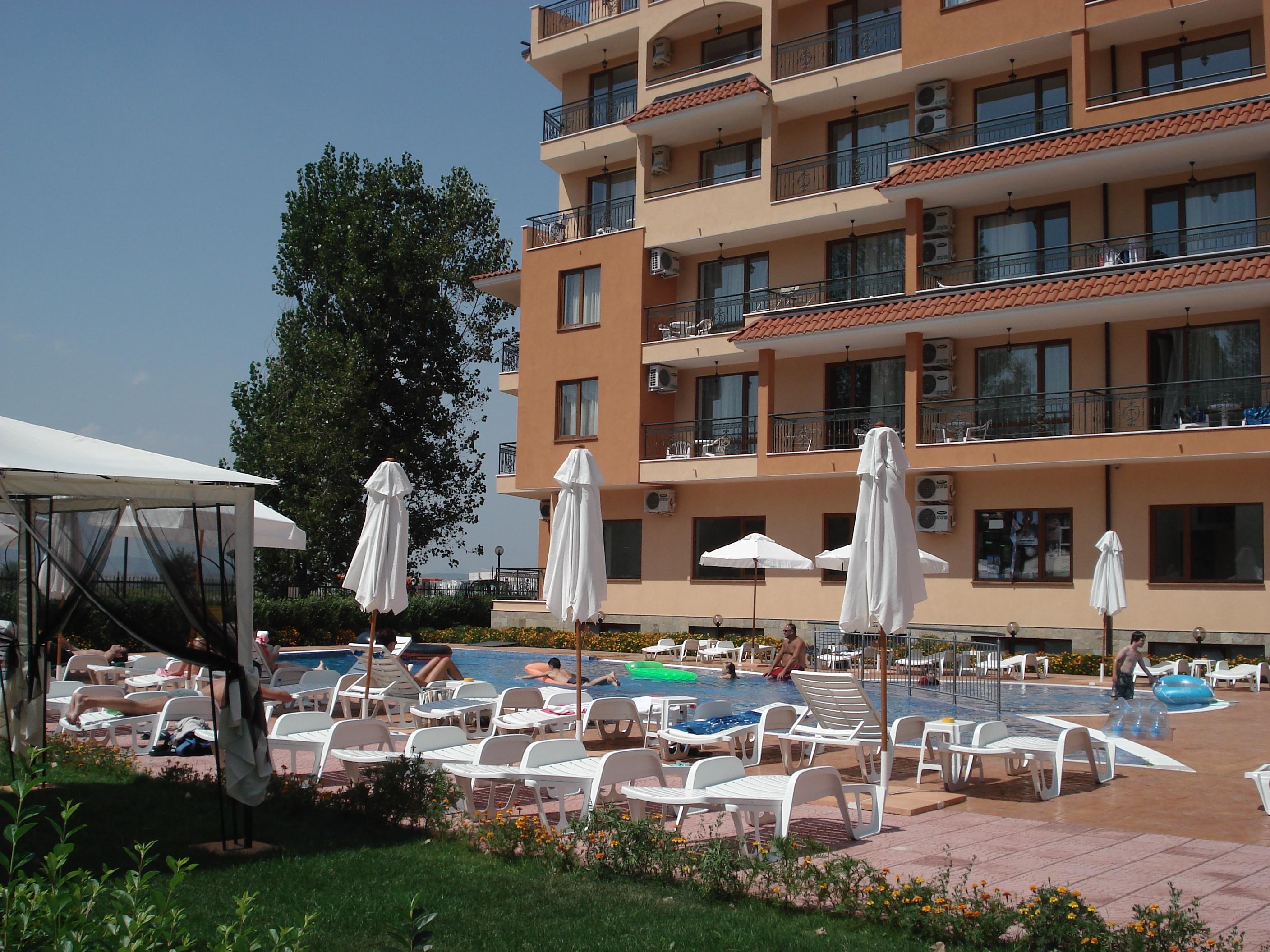 סאני ביץ' Apart Hotel Happy מראה חיצוני תמונה