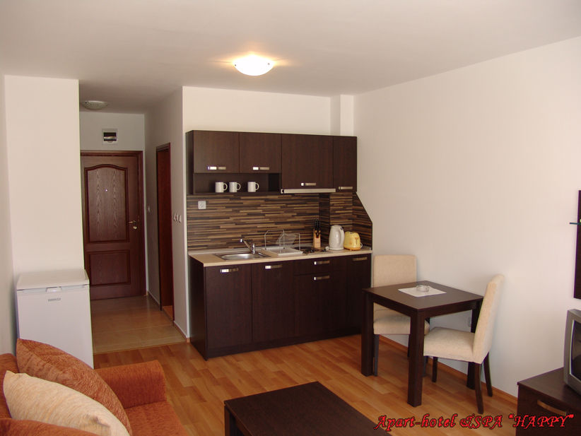 סאני ביץ' Apart Hotel Happy מראה חיצוני תמונה
